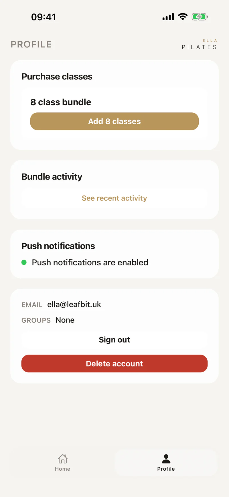 Pilates app profile screen showing a remaining eight-class bundle, purchase options and account settings